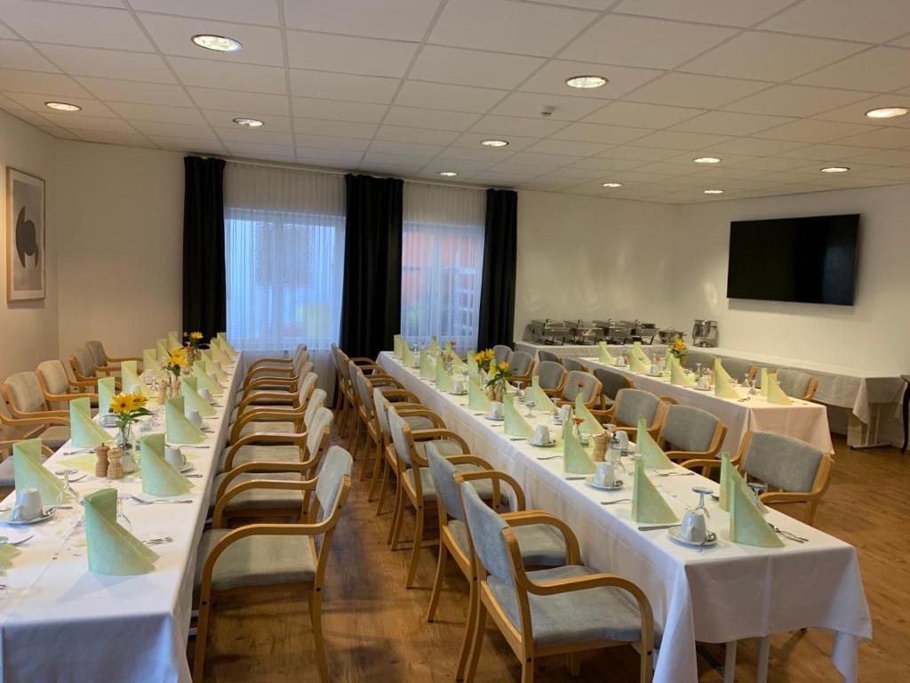 Hotel-Cafe Rathaus Bad Abbach Exteriör bild