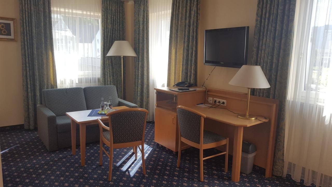 Hotel-Cafe Rathaus Bad Abbach Exteriör bild